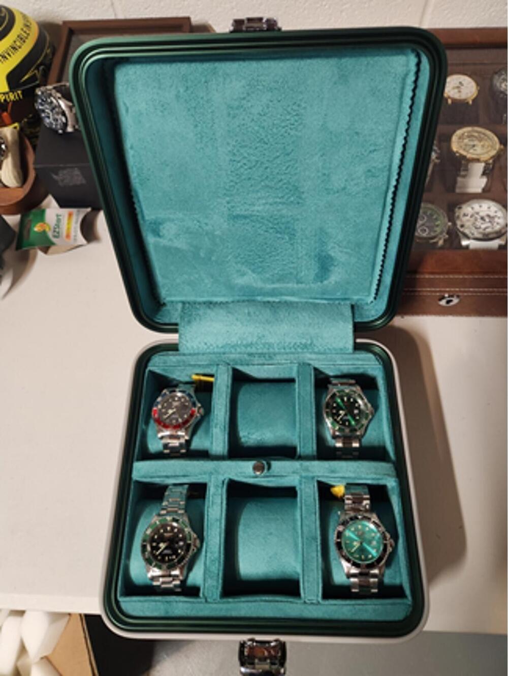 Invicta Men's Pro Diver Bundle with 6 Slot Aluminum Watch Box!!